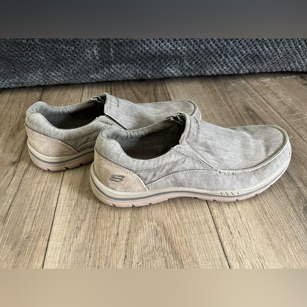 Skechers for Men Slip on Shoes Size 8